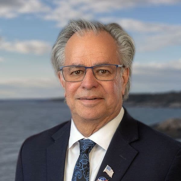 Profile picture of Stephen Skoly