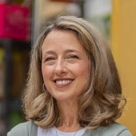 Profile picture of Beth Davidson