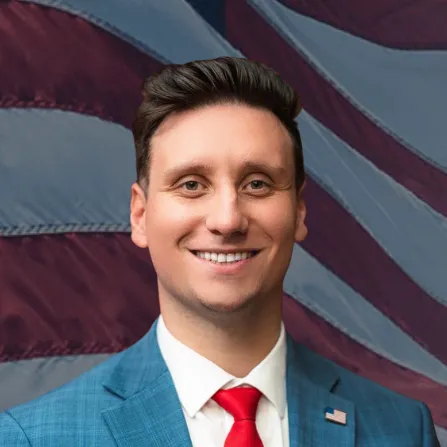 Profile picture of Robert Lulgjuraj