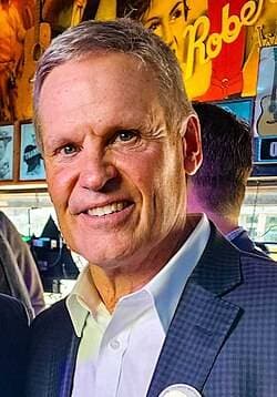 profile picture of Bill Lee