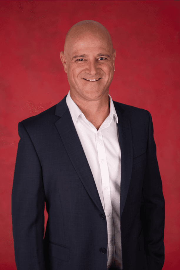 profile picture of Simon Earle