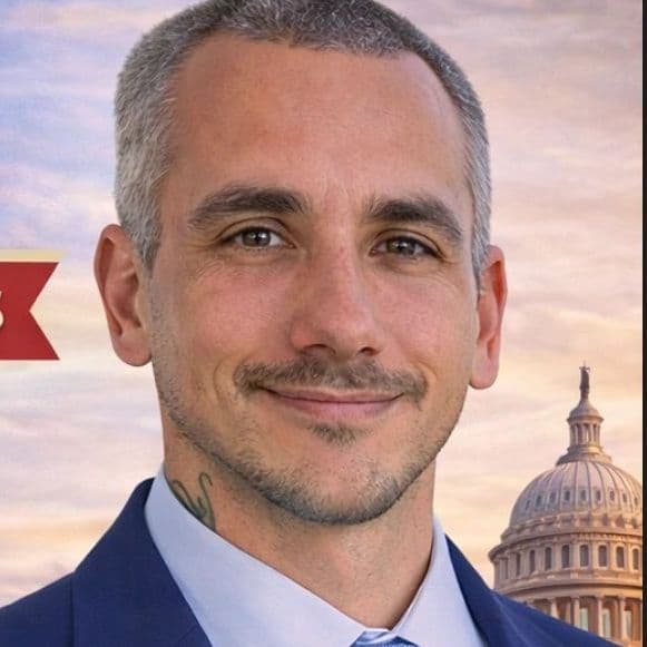 Profile picture of Christopher Whitcomb