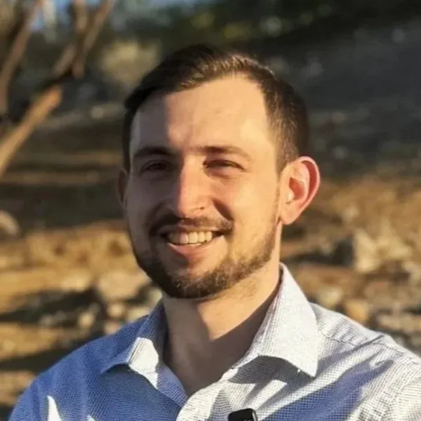 Profile picture of Alex Pereszlenyi