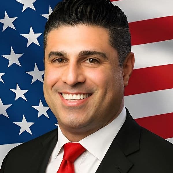 Profile picture of Abteen Vaziri