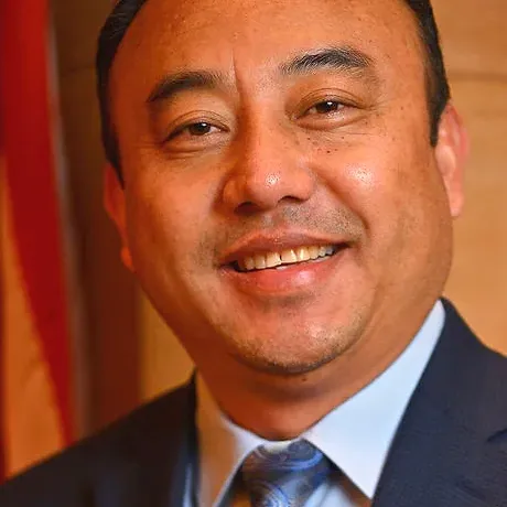 Profile picture of Paul Xiong