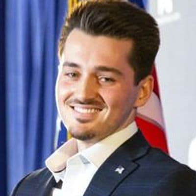 Profile picture of Jonah Schulz