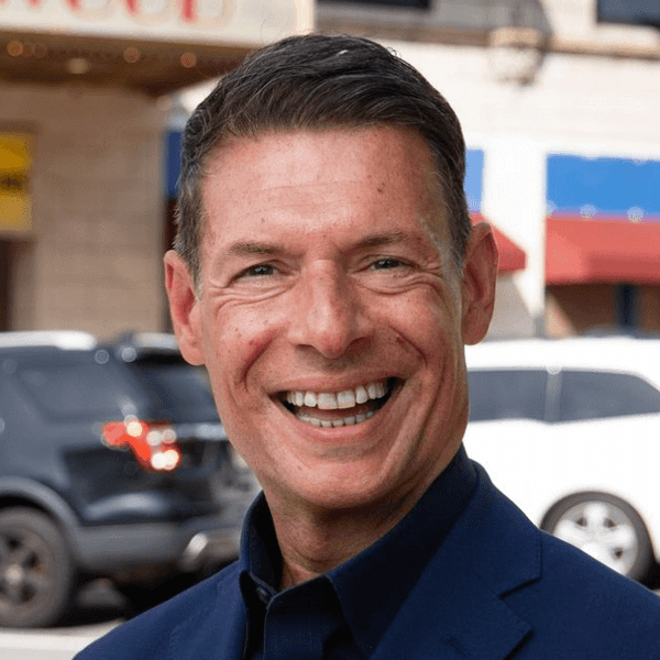 Profile picture of Dean Dafis